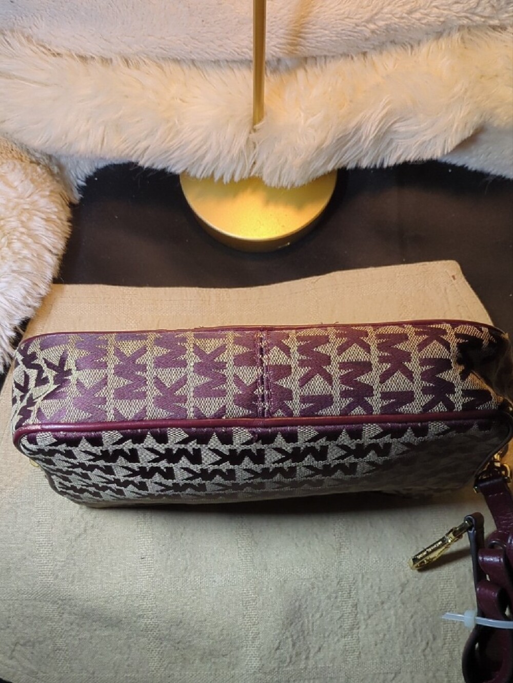 Michael Kors Plum MK Signature Crossbody with Center Stripe NOW ONLY $60 EUC - Picture 5 of 10